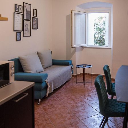 Apartmani Stones Sutivan I Exteriér fotografie