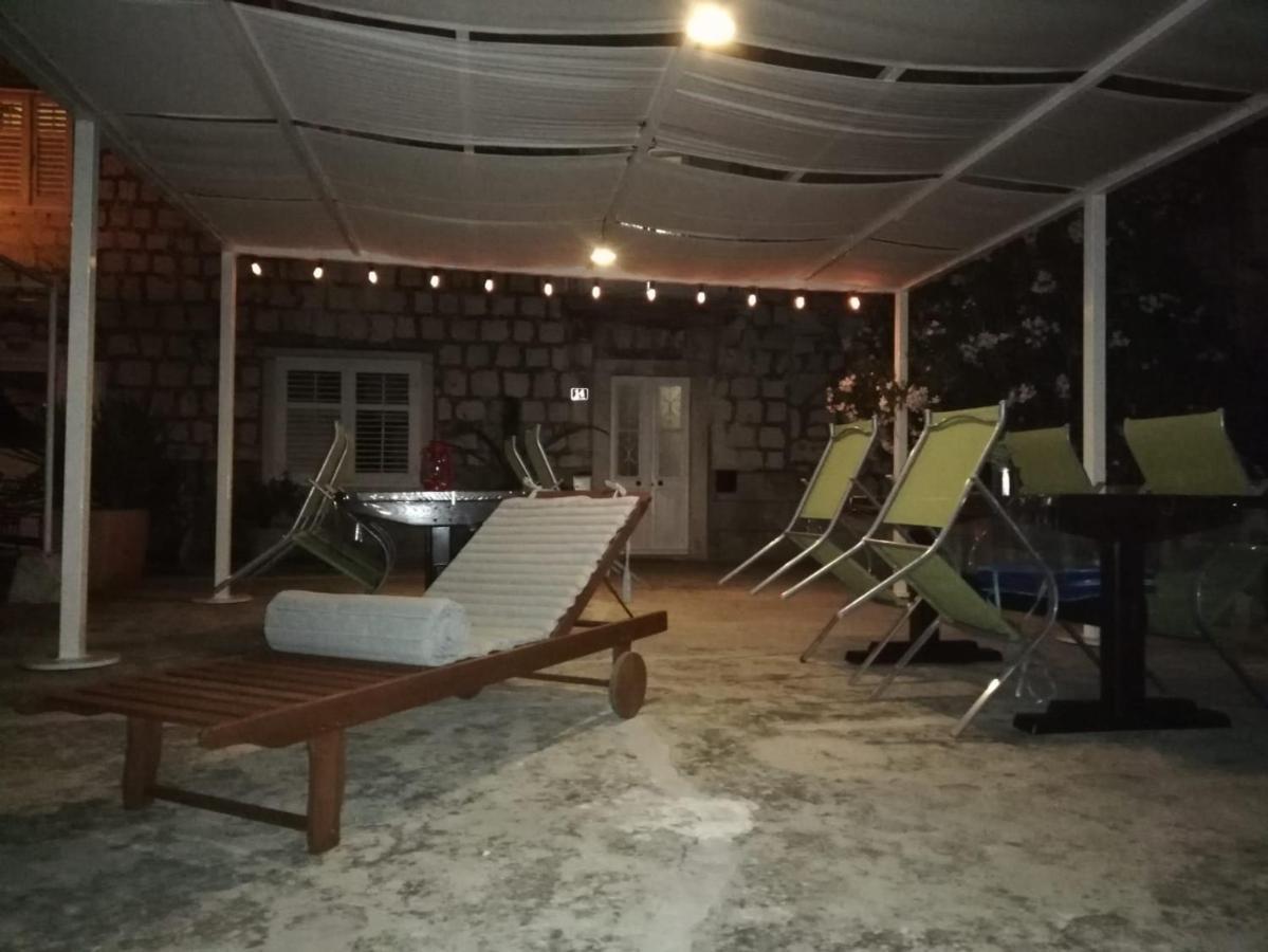 Apartmani Stones Sutivan I Exteriér fotografie